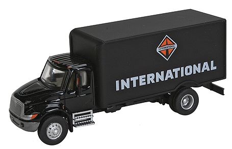 Walthers 949-11292 HO Scale Black International 4900 Single-Axle Box Van