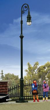 Walthers 949-4303 HO Bishop's Crook Street Light