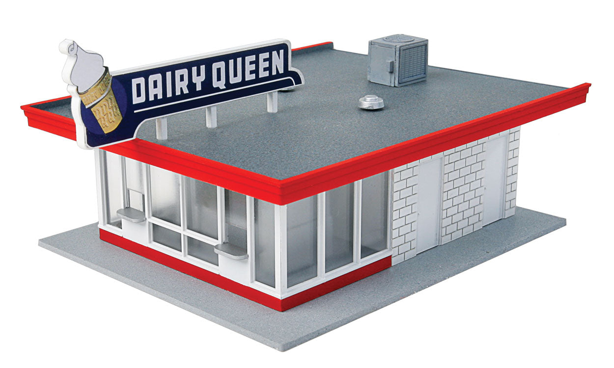 Walthers 933-3484 HO Scale Vintage Dairy Queen Building Kit