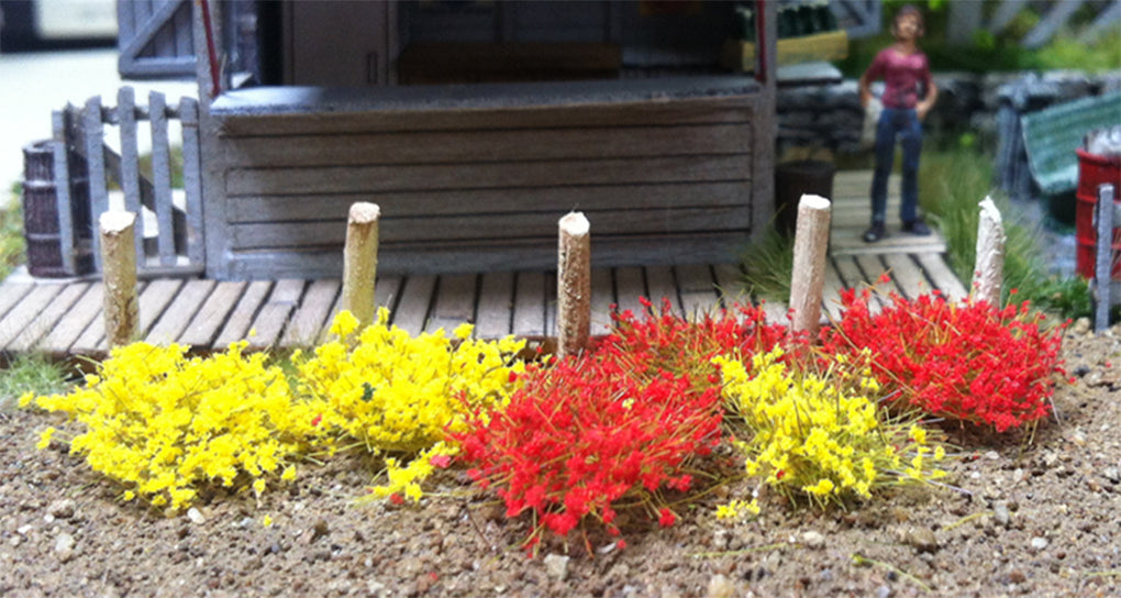 Bachmann 31034 Scene Scapes 6mm Yellow and Red Tufts (Pack of 100)