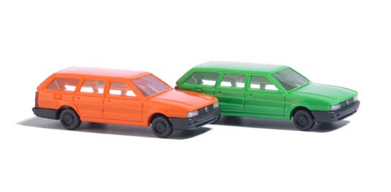 Busch 8300 N Orange & Green Volkswagen Passat (Pack of 2)