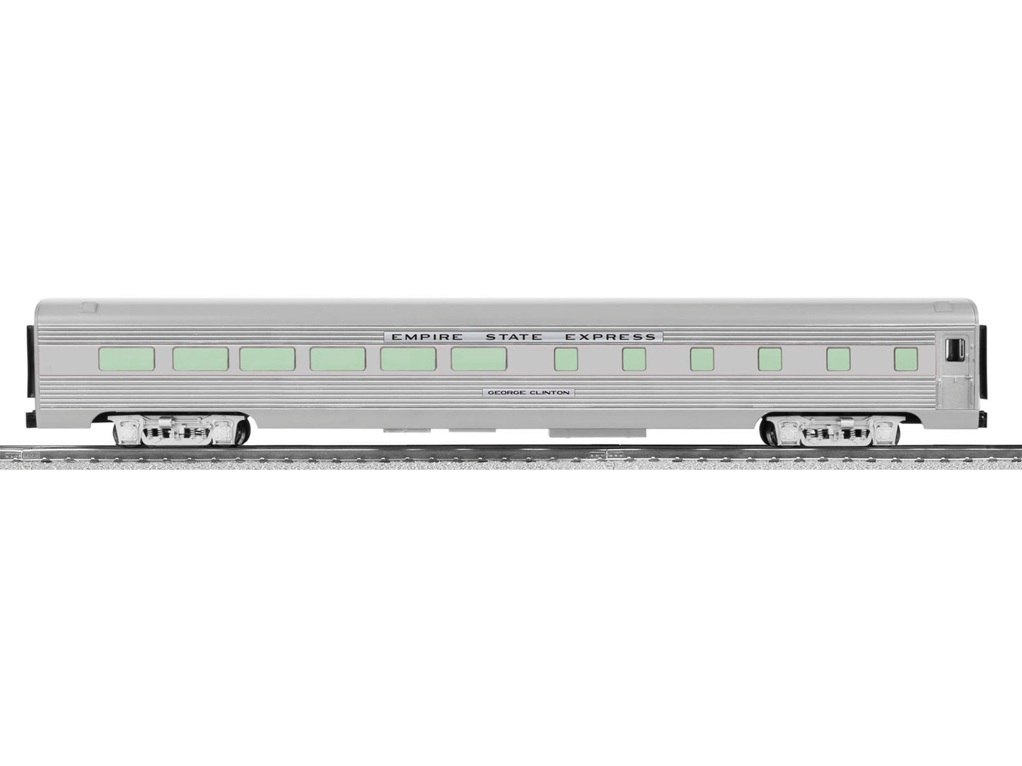 Lionel 6-82890 O Gauge NYC ESE 21" Streamlined with StationSounds Diner LN/Box