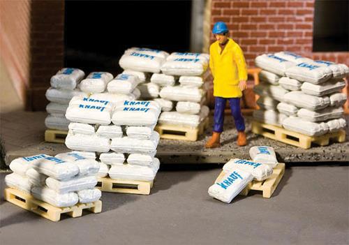 Walthers 949-4130 HO Bags of Sand, Grain & Cement (Pack of 40)