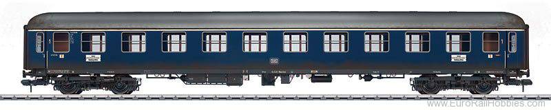 Marklin 58016 Gauge 1 German Federal DB 1st Cl Type A4um-61 Exp Train Pass Car