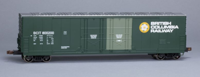 Scale Trains SXT1030 HO BC Railway 5100 RBL 8'' Double-Plug Boxcar #800200