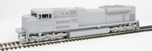 Walthers 910-9800 HO Undecorated EMD SD70ACe Diesel Loco (Low Headlight)