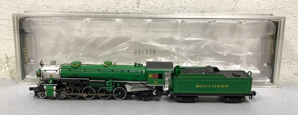 Bachmann 81652 N Scale Southern USRA 4-8-2 Steam Locomotive & Tender LN/Box
