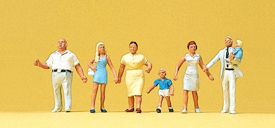 Preiser 10284 HO Family Krause Taking a Walk Figures (Set of 6)