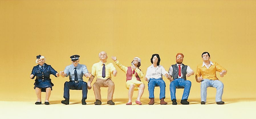 Preiser 10406 HO Scale Seated Bus Driver & Passengers Figures (Set of 7)