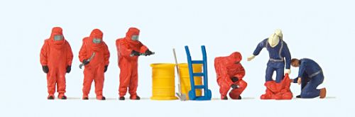 Preiser 10730 HO Firemen in Red Complete Protective Clothing Figures (Set of 6)