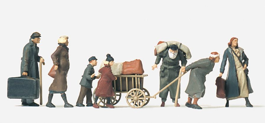 Preiser 16558 HO Unpainted Refugees Plastic Figure Kit (Set of 7)