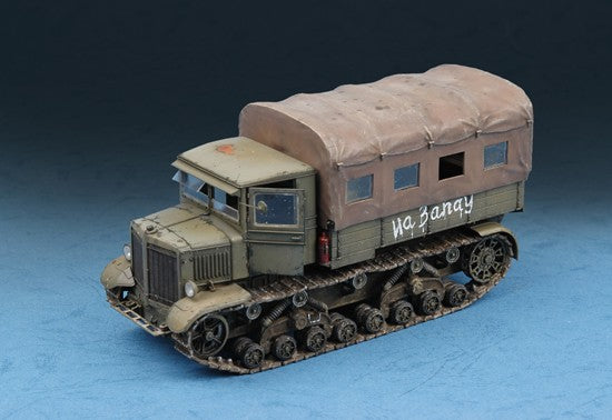 Trumpeter 07110 1:72 Soviet Voroshilovets Tractor Plastic Model Kit