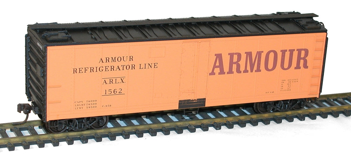 Accurail 8322 HO Armour 40' Steel Refrigerator Cars with Hinged Door #1562
