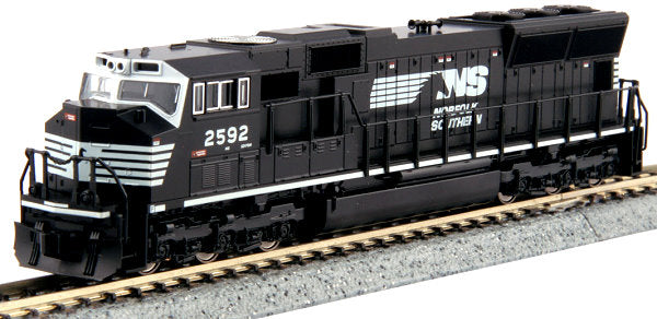 Kato 176-8607-1 N Norfolk Southern EMD SD70M Diesel Locomotive and DCC #2592