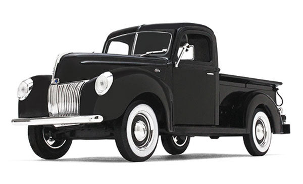 First Gear 49-0393 1:25 1940 Ford Black Pickup