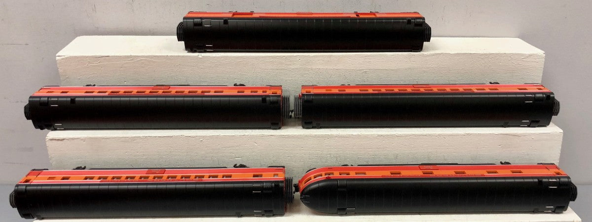 MTH 20-6529 O Southern Pacific 70' Streamlined Passenger Car Set (Set of 5) NIB