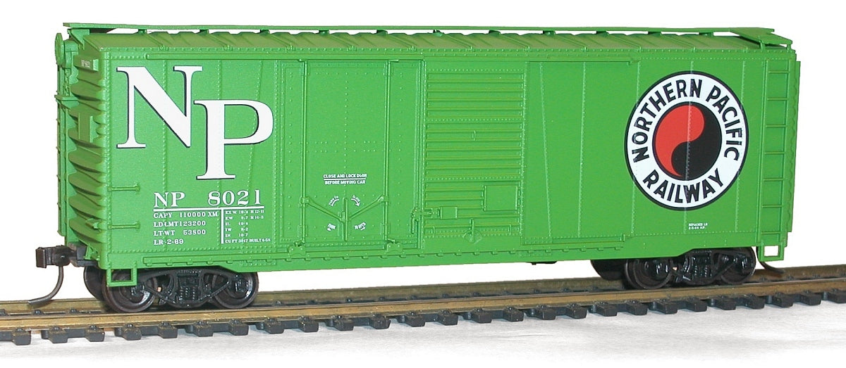 Accurail 3803.1 HO Northern Pacific 40' Combination Door Steel Boxcar # 8021 Kit