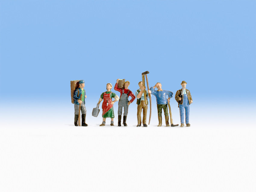 Noch 36614 N Wine Growers Figures (Set of 6)