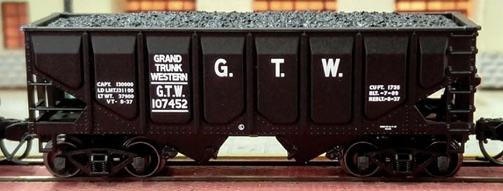 Bluford Shops 62121 N Grand Trunk Western 30' 6" 2-Bay Panel Side Hopper #107452
