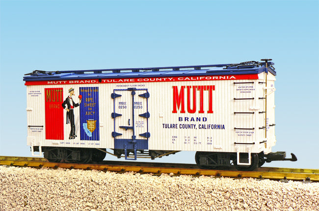 USA Trains R16411 G Mutt Brand Oranges U.S. Refrigerator Cars (White/Blue)