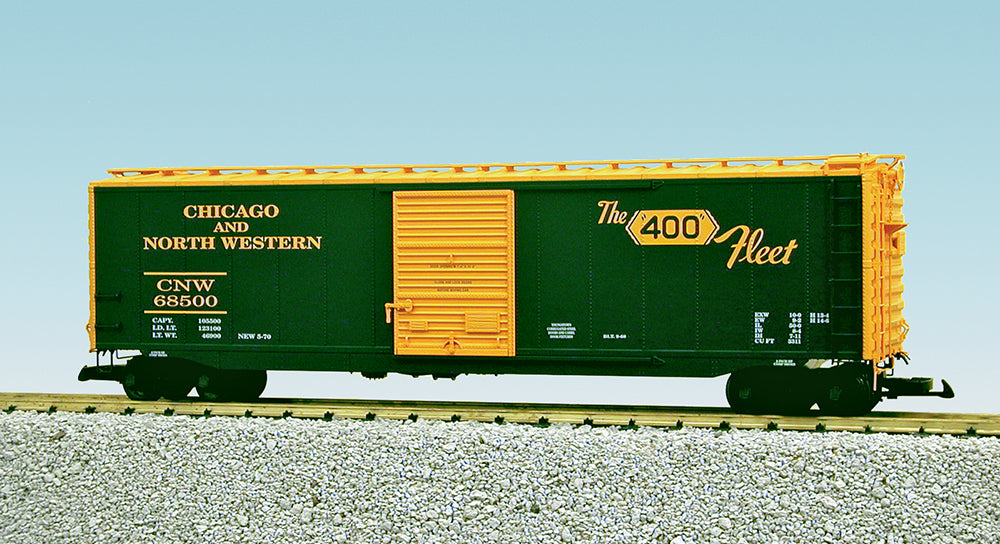 USA Trains R19312A G Chicago & North Western 50 Ft. Box Car with Steel Door