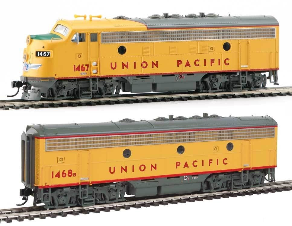 Walthers 920-40916 HO UP EMD F7A-B Set with Sound & DCC #1467, 1468B