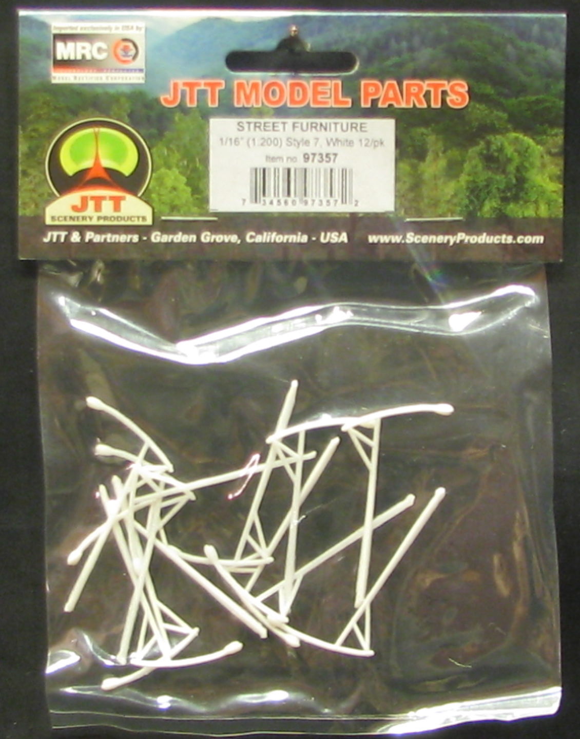 JTT Scenery Products 97357 1/16" (1:200) Scale White Light Poles #7 (Pack of 12)