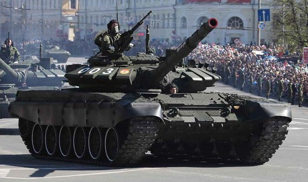 Trumpeter 09508 1:35 Russian T-72B3 Main Battle Military Tank Model Kit