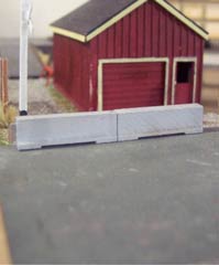 Osborn Model Kits 1087 HO Concrete Barriers (16)
