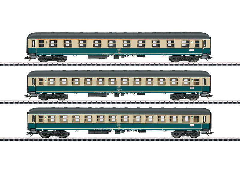 Marklin 43867 HO Scale German Federal Railway Express Train Passenger Car Set