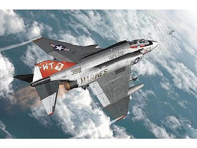Academy 12556 1:72 F-4J VMFA-232 Red Devils USMC Military Aircraft Plane Kit