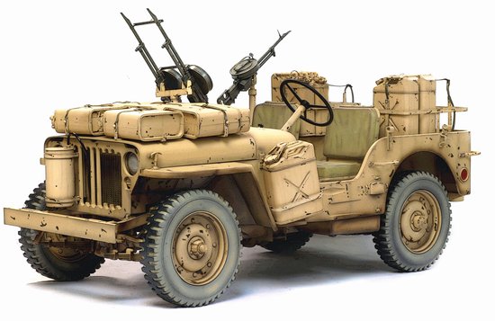 Dragon 75038 1:6 SAS 4x4 Desert Raider Plastic Model Kit