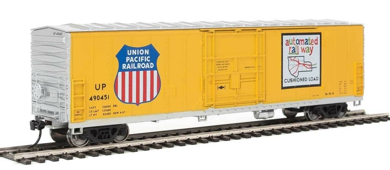 Walthers 910-2037 HO Union Pacific® 50' FGE Insulated Boxcar RTR #490451