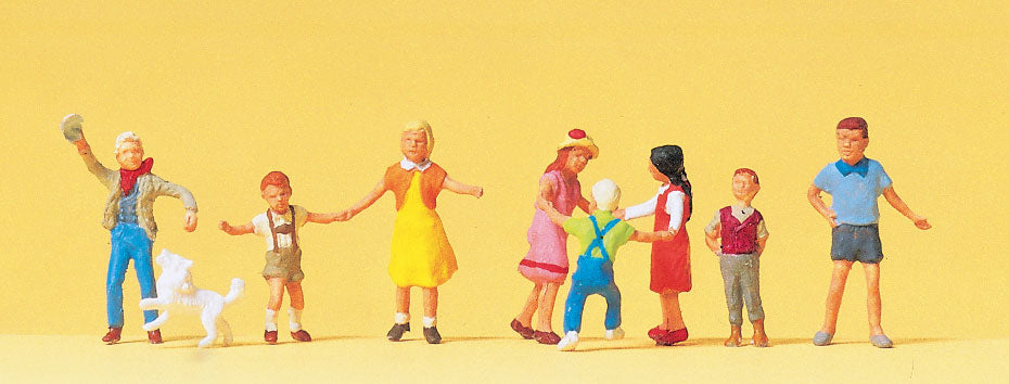 Preiser 10530 HO Standing Children Playing Figures (Set of 8)