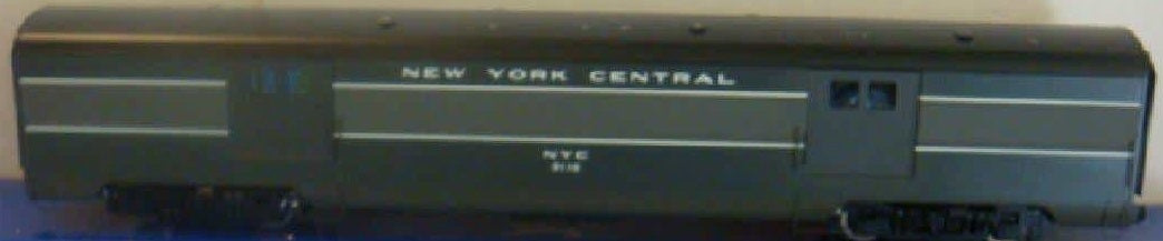 USA Trains R310302 G New York Central 20th Century Two-Tone Gray Baggage