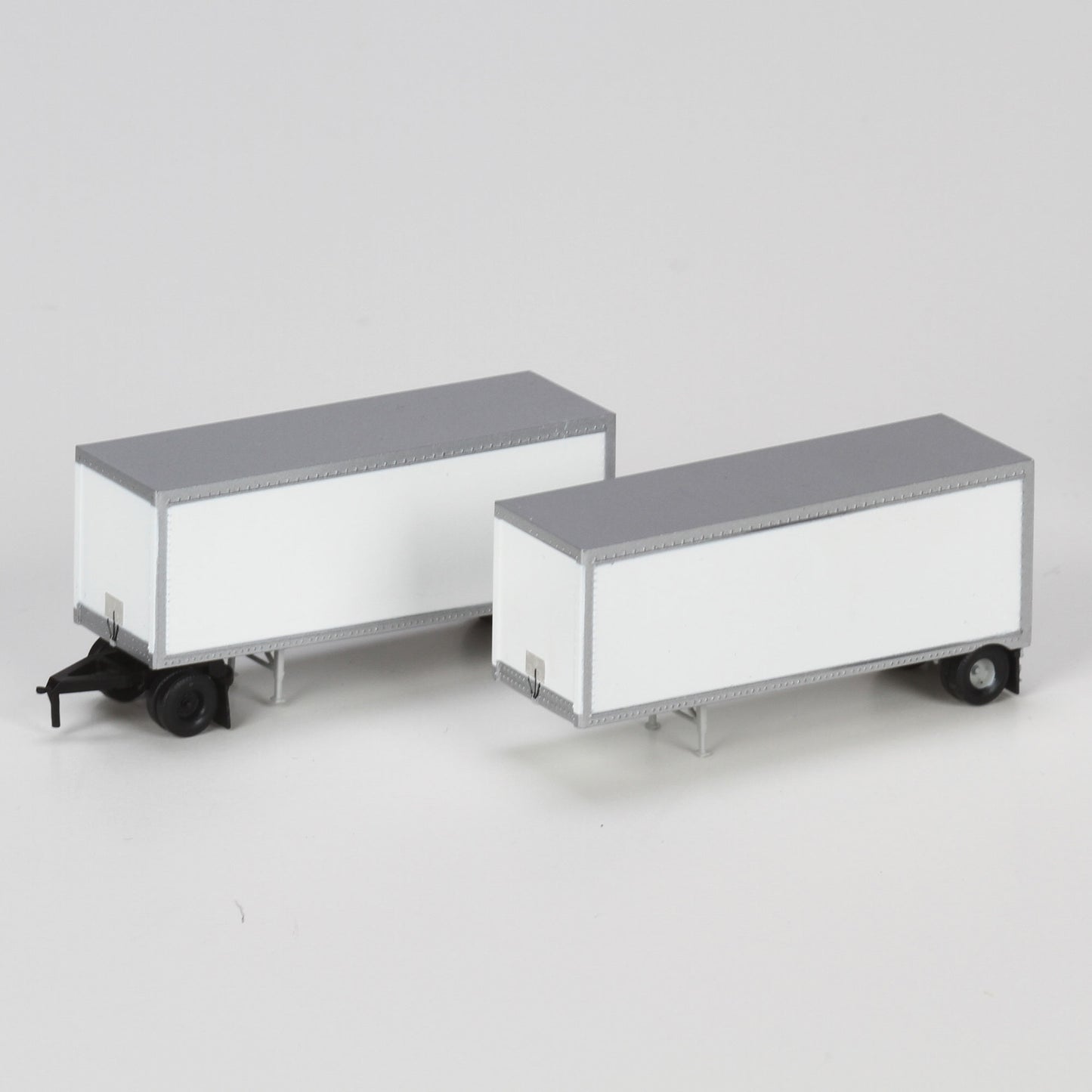 Athearn 28308 N Owner-Operator 28' Wedge Trailers with Dolly (Box of 2)