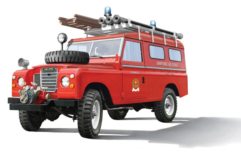 Italeri 3660 1:24 Land Rover Fire Truck Plastic Model Kit