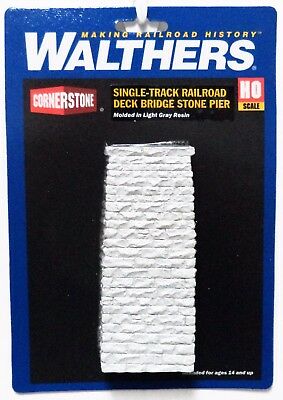 Walthers 933-4580 HO Single-Track Railroad Deck Bridge Stone Pier