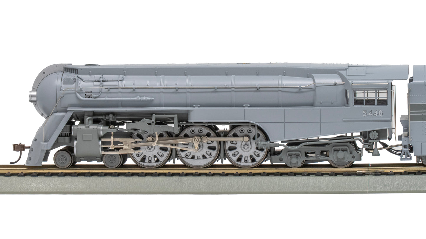 Bachmann 56602 HO NYC Dreyfuss Streamlined Hudson Steam Locomotive #5448