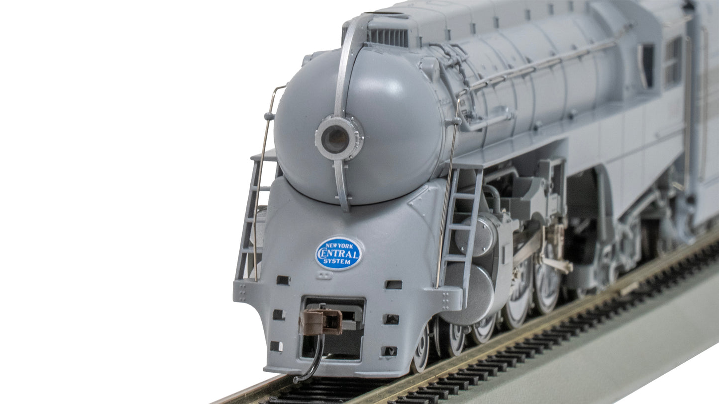 Bachmann 56602 HO NYC Dreyfuss Streamlined Hudson Steam Locomotive #5448