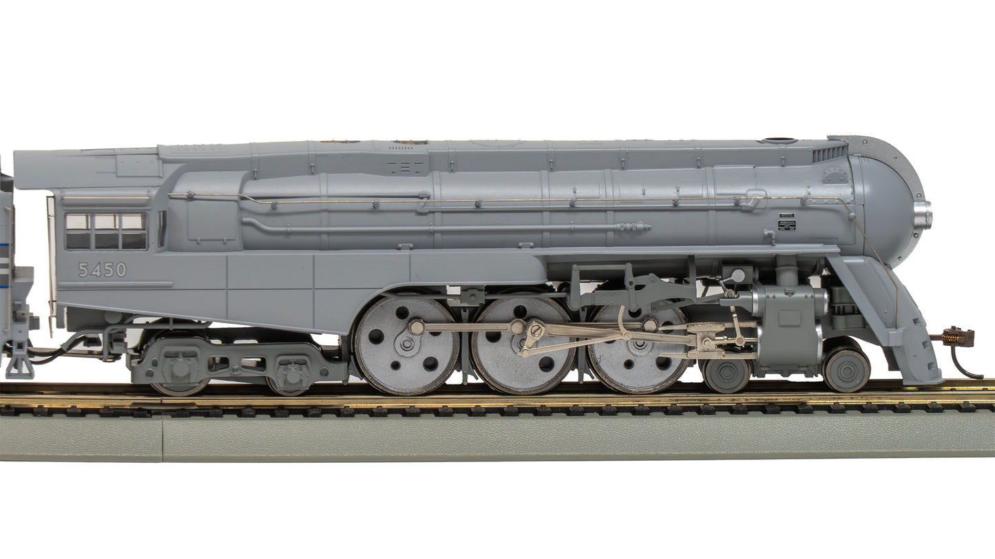 Bachmann 56603 HO NYC Dreyfuss Streamlined Hudson Steam Locomotive #5450