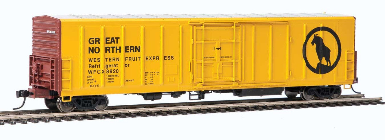 Walthers 910-3912 HO Great Northern WFCX 57' Mechanical Reefer #8920