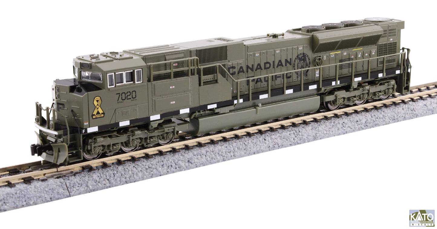 Kato 176-8541-S N CP Green SD70ACu Diesel Locomotive with Sound #7020