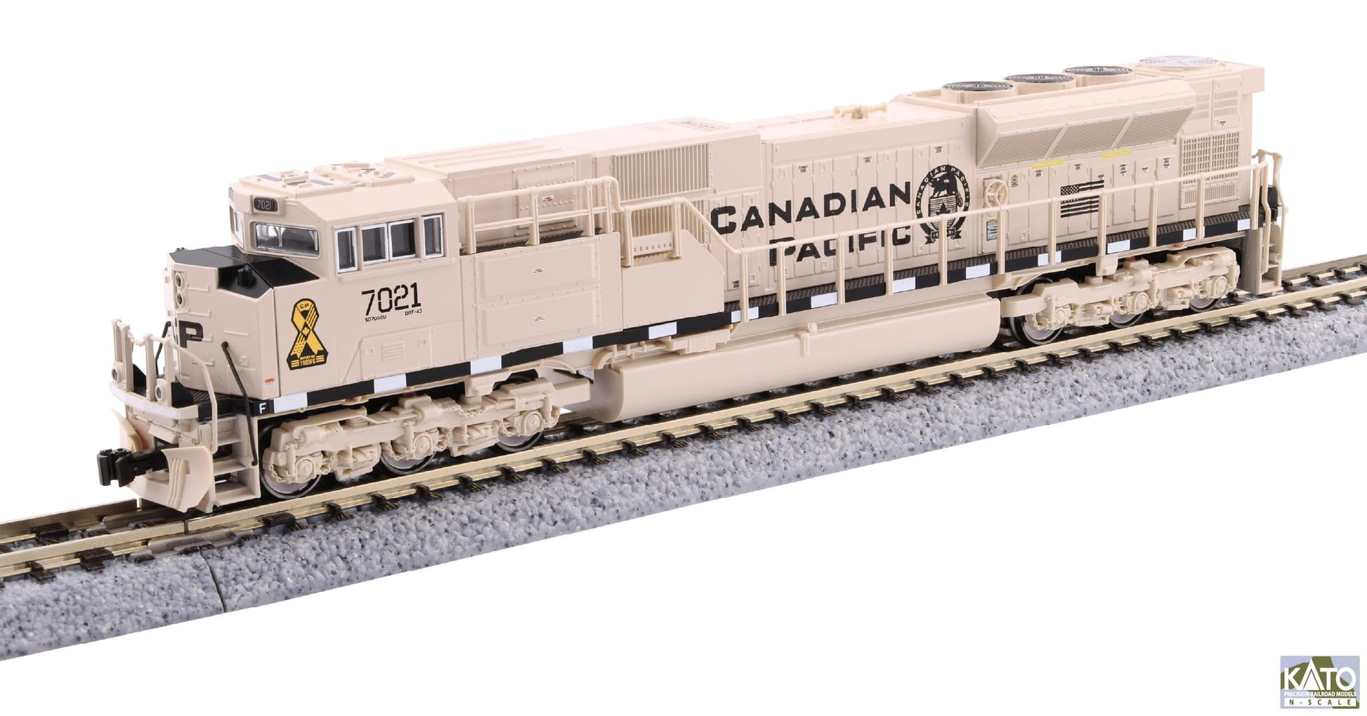 Kato 176-8542-S N CP Beige SD70ACu Diesel Locomotive with Sound #7021