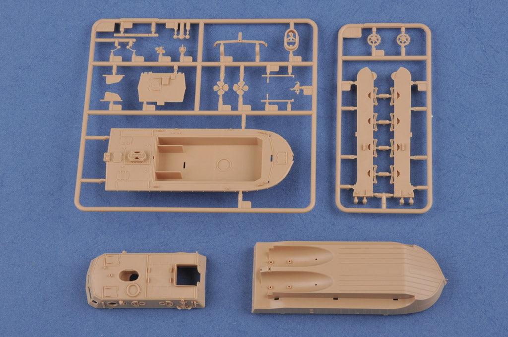 Hobby Boss Models 82918 1:72 German LWS Amphibious Tractor Early Prod Kit