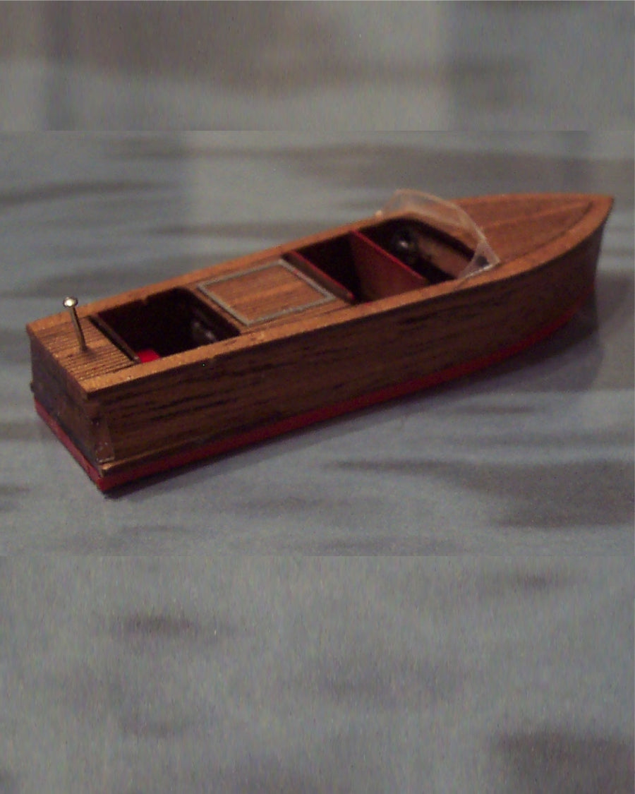 Osborn Model Kits 1003 HO 21' Triple Cockpit Wooden Boat