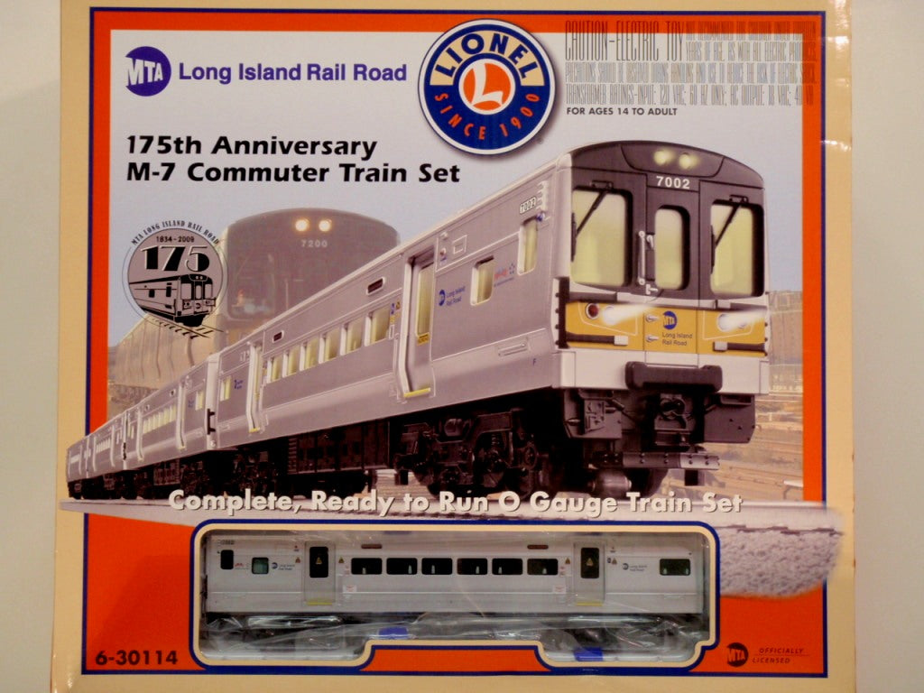 Lionel 6-30114 O Gauge Long Island Railroad M7 Anniversary Commuter Train Set LN/Box
