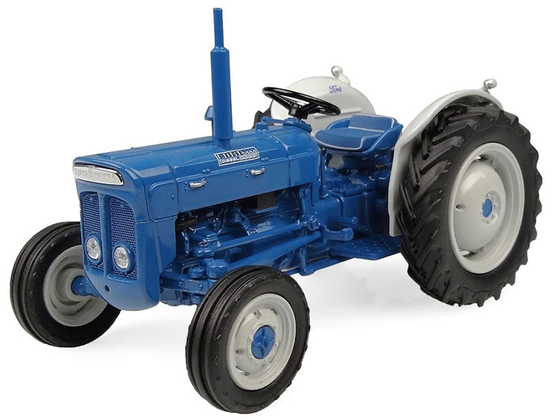Universal Hobbies 6275 1:32 Ford Super Dexta Diesel 2000 Tractor Diecast Model