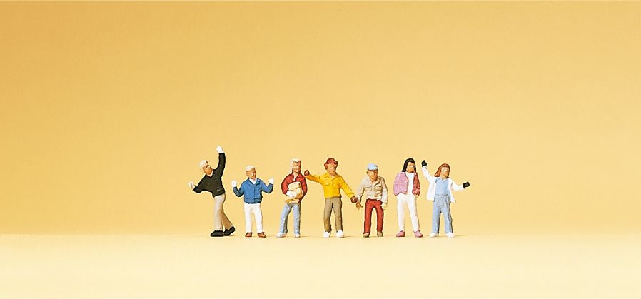 Preiser 79044 N Standing Children Figures (Set of 7)