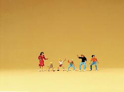 Preiser 79063 N Riding on Roundabout Figures (Set of 6)